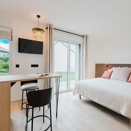 Neostelia Aparthotel Annecy