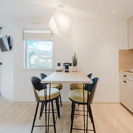 Aparthotel Neostelia
