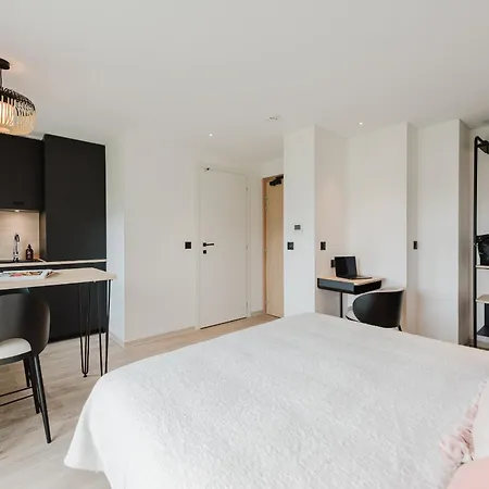 Aparthotel Neostelia *